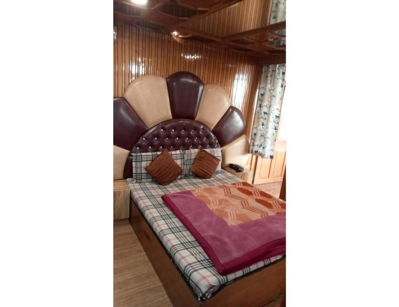 Hotel Doegar, Shimla Buitenkant foto